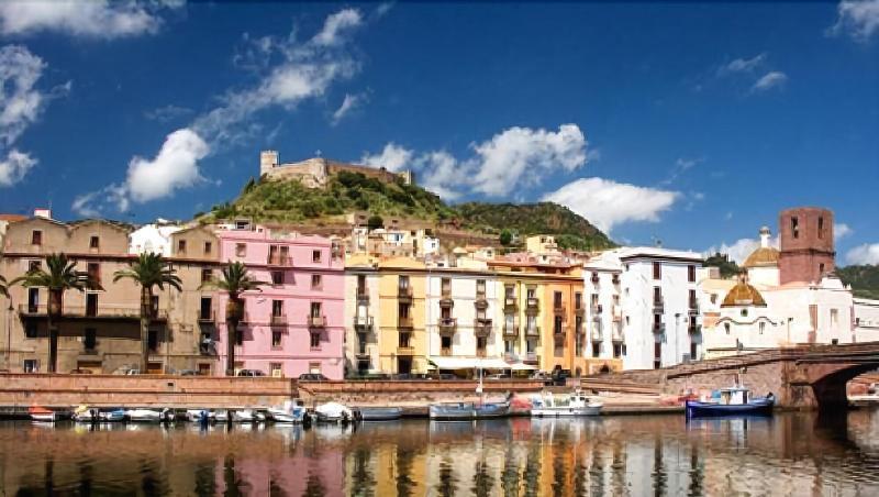 Corte Fiorita Albergo Diffuso Bosa Bagian luar foto